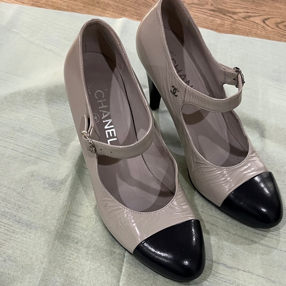 CHANEL Shoes - CHANEL Beige and Black Cap-Toe Mary Jane Heels